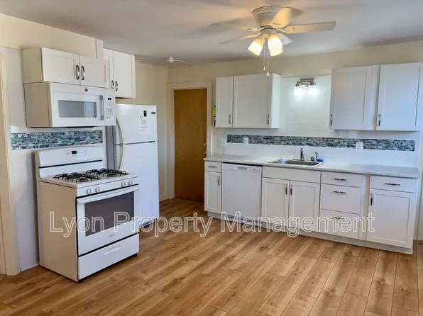 94 Anthony Ave #2R, Pawtucket, RI 02860