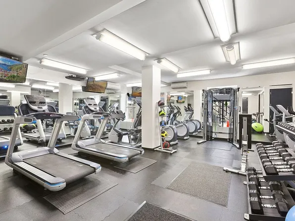 92 Morningside Avenue image 8 of 12