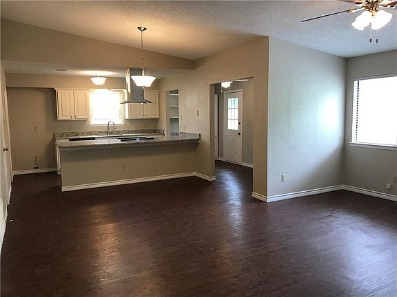 5th image of 5732 Sea Breeze Ln