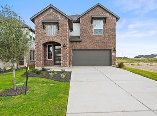 112 High Valley Dr, Liberty Hill, TX 78642