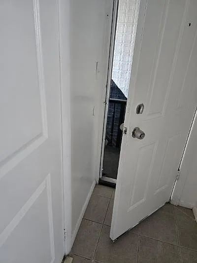 1181 Elizabeth Ave #3 — Photo 3