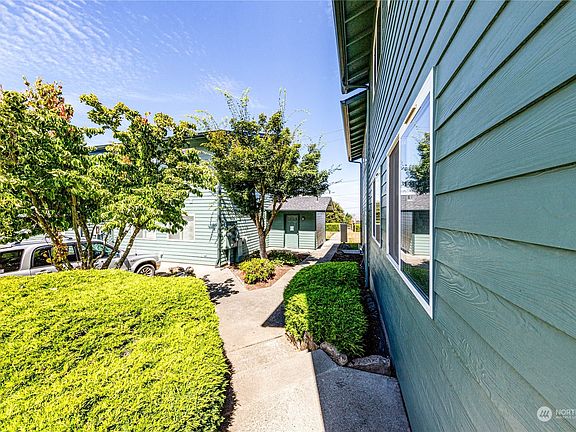 5th image of 2308 S Francis Street