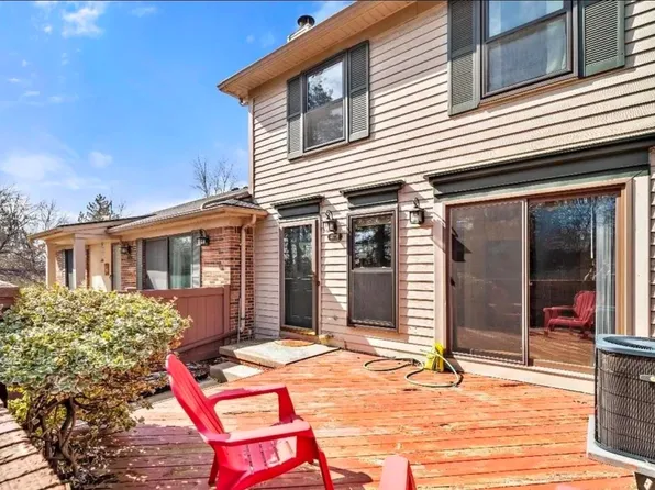41009 Southwind Dr, Canton, MI 48188