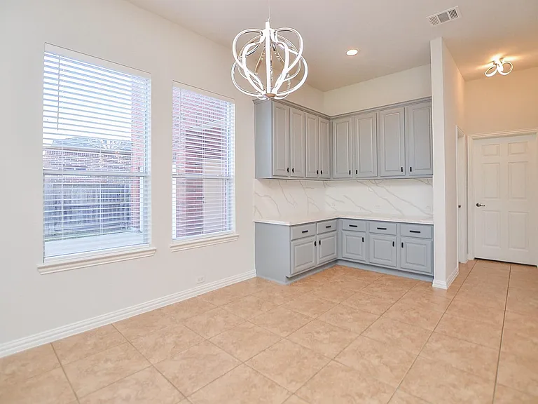 4315 Village Forest Dr — Photo 15
