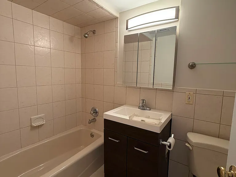 57 Kensington Ave #C — Photo 13