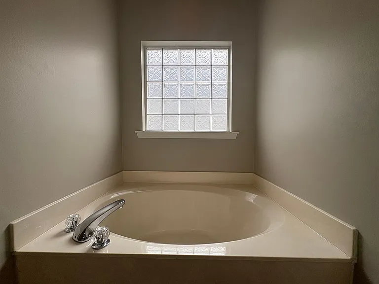 2131 Spaulding Pl — Photo 21