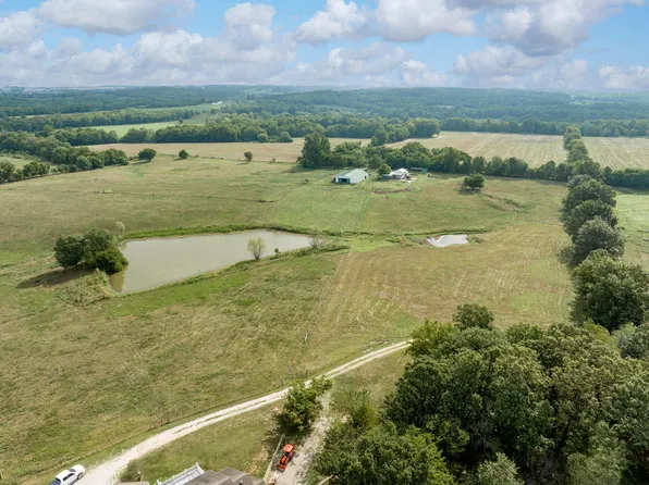 154 S Dade 235 #(Parent), Everton, MO 65646