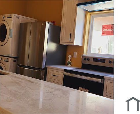 2nd image of 2121 Huran Dr #2