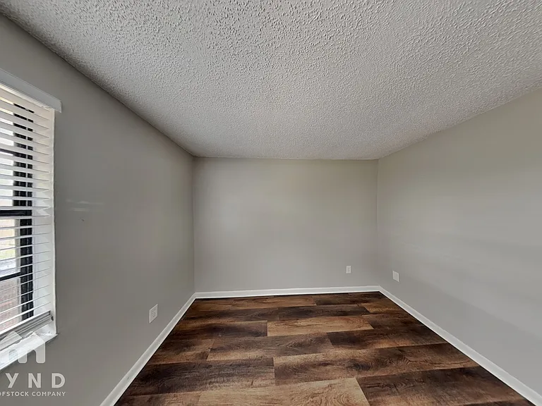 16023 Eagle River Way — Photo 15