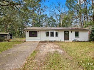 22897 Lincoln St, Robertsdale, AL 36567
