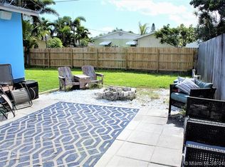 1106 N Neoga St, Jupiter, FL 33458