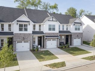 1223 Hayloft Pl, Gallatin, TN 37066