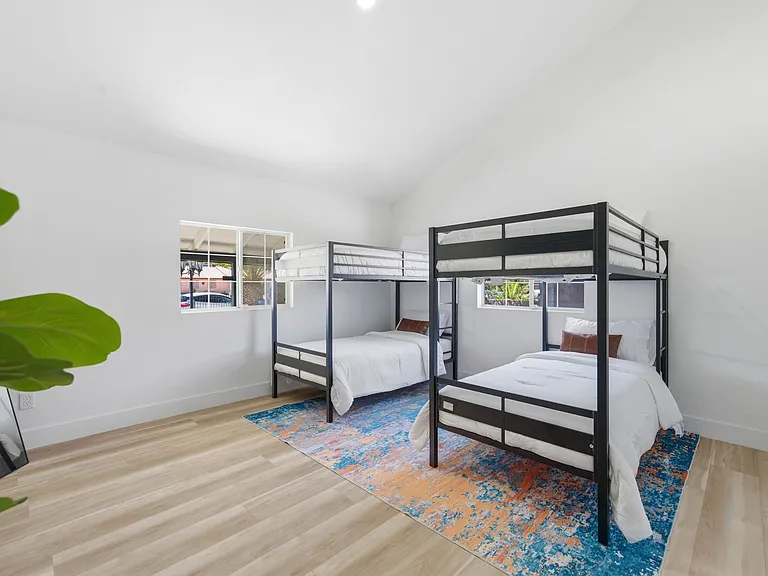 7340 N Monte Cristo Way — Photo 10