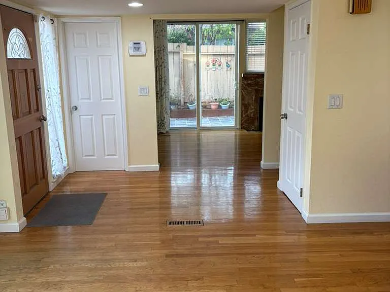 Albatross Dr — Photo 10
