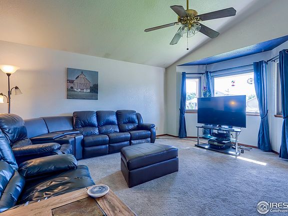 4th image of 3303 Collins Ave
