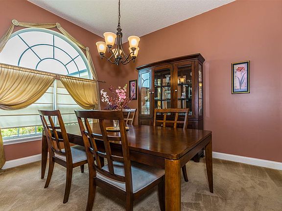 5th image of 833 S Longneedle Dr
