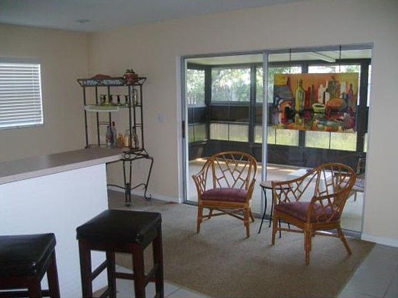 4th image of 1583 Sandalwood Dr