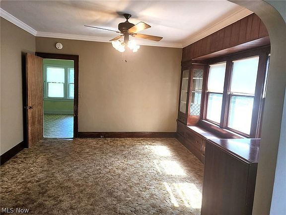 4th image of 2812 Portman Ave