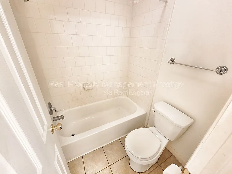1523 Heights Blvd #13 — Photo 8