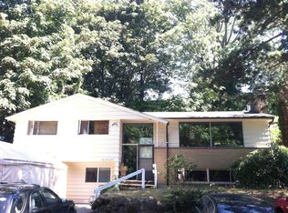 8720 25th Ave NE, Seattle, WA 98115