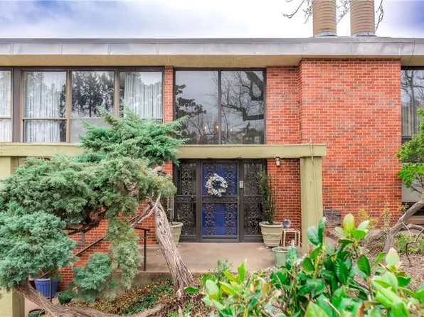 7106 Brentwood Rd, Nichols Hills, OK 73116