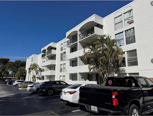 2150 SW 16th Ave Photo 1