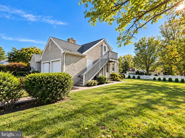 911 E Prospect Ave, North Wales, PA 19454
