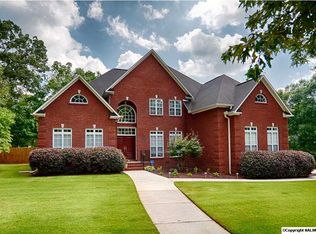 410 Ferncrest St SW, Hartselle, AL 35640