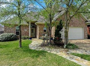 3802 Bridle Trails Ct, College Station, TX 77845