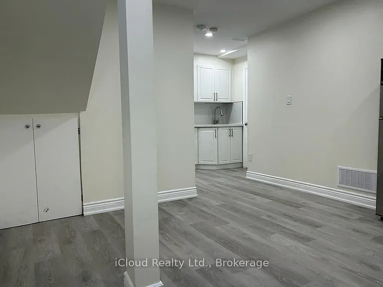 35 Brixham Ln #BASEMENT — Photo 24