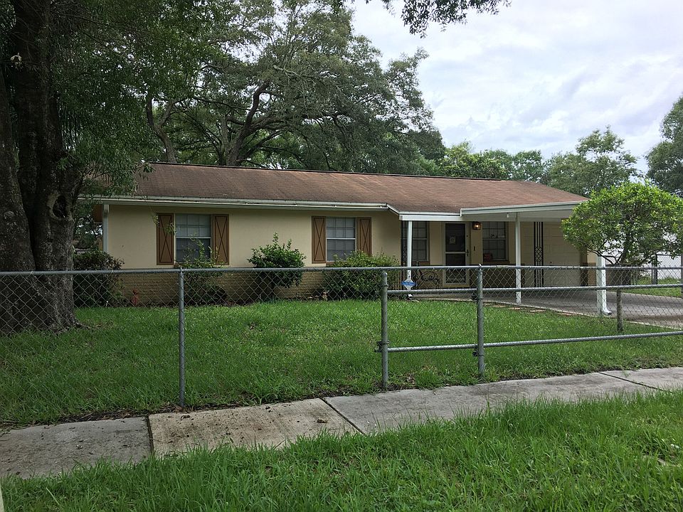 1st image of 4401 Dolphin Dr