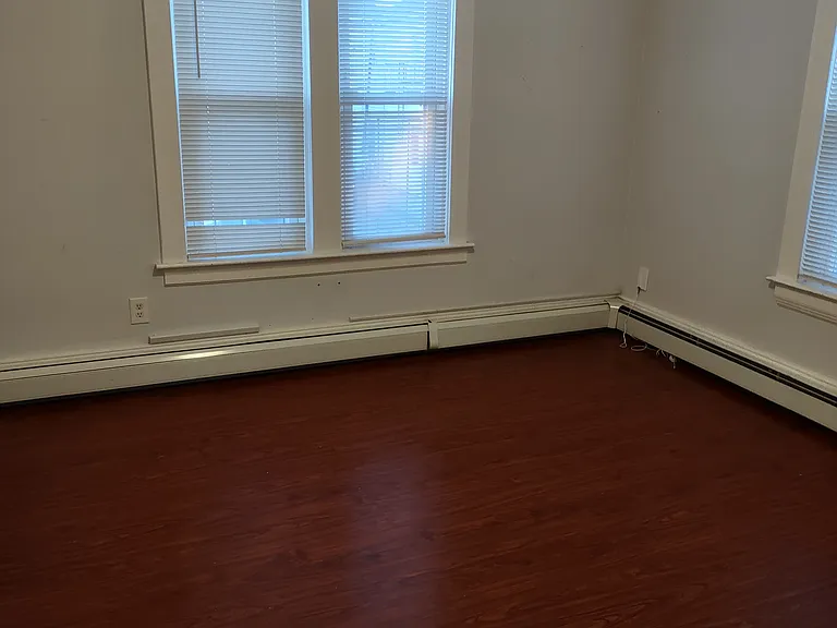 66 Baldwin St #2 — Photo 2