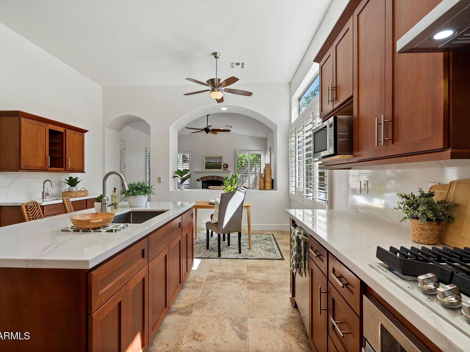 3671 S Greythorne Way