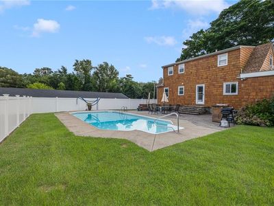 14 Fleet Ave, Warwick, RI, 02888