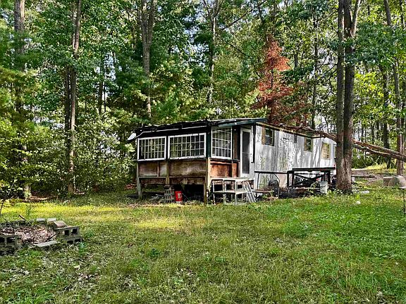 5th image of 923 Hammond Rd