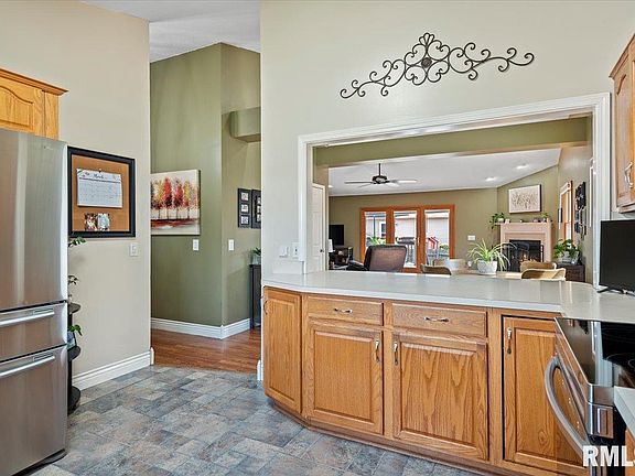 4th image of 2806 Haggard Dr