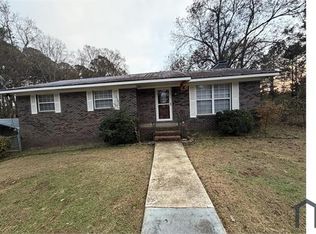 345 Center Ave NW, Graysville, AL 35073