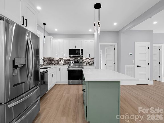 4th image of 3 Pinnacle View Rd