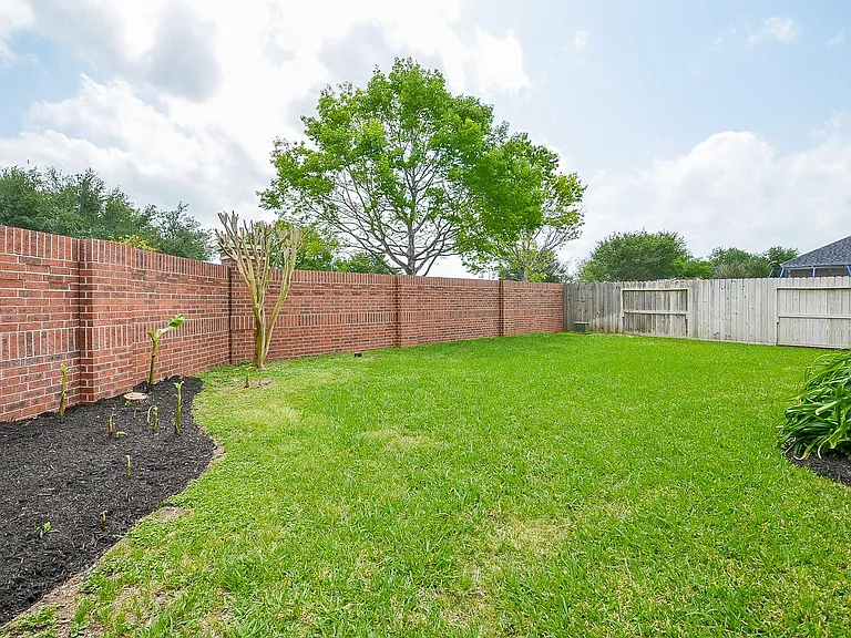 3911 Fallsbrook Ct — Photo 31