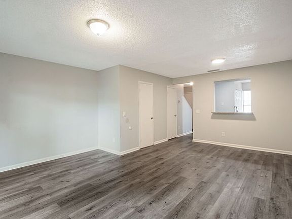 5th image of 5640 Ansley St #202