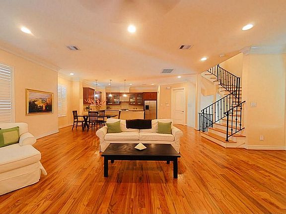 5th image of 5628 Winsome Ln