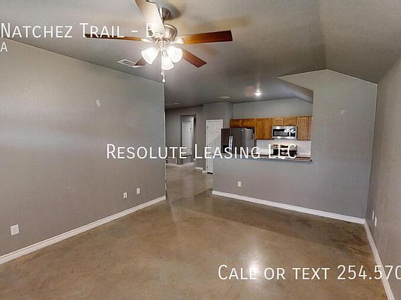 3rd image of 1409 Natchez Trl #B