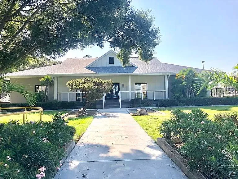 2679 Osaka Dr — Photo 16