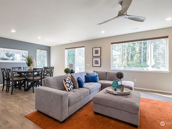 4th image of 23491 Tahoma Place