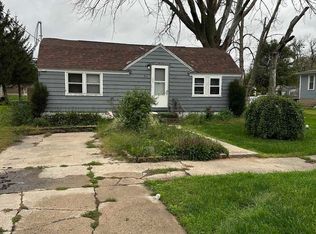 711 N Wright Ave, Eagle Grove, IA 50533