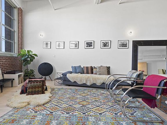 5th image of 1850 Industrial St APT 407