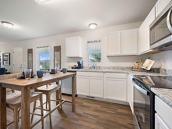 3rd image of 10306 Island Lake Dr