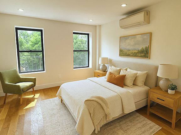 5th image of 442 E 9th St Unit A6