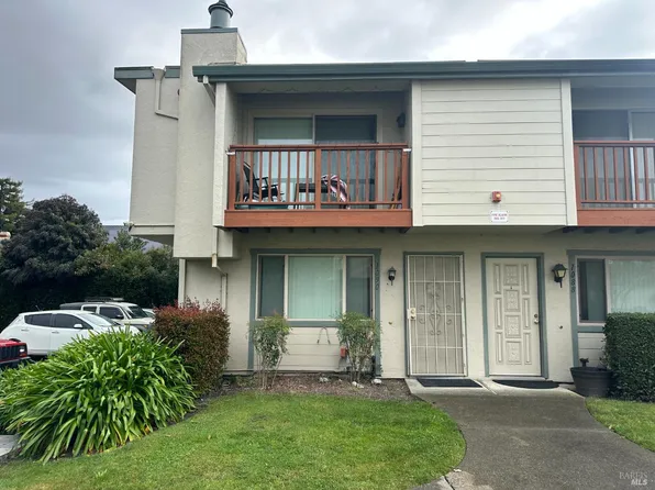 1090 Eleanor Avenue, Rohnert Park, CA 94928