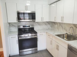 64-20D 194th Ln #D, Fresh Meadows, NY 11365